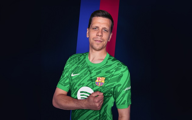 Szczesny quá hay