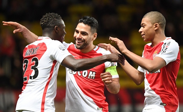 Chùm ảnh: Falcao lập cú đúp, Monaco xây chắc ngôi đầu - Bóng Đá