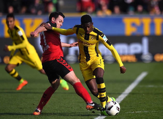 Chùm ảnh: Thắng Freiburg, Dortmund vững vàng top 3 - Bóng Đá