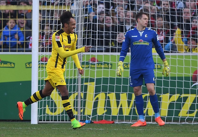 Chùm ảnh: Thắng Freiburg, Dortmund vững vàng top 3 - Bóng Đá