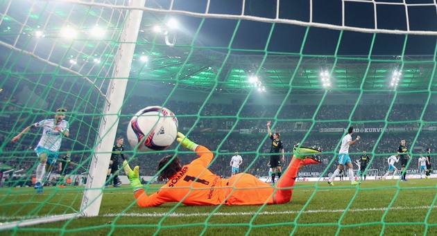 Ngược dòng ngoạn mục, Schalke 04 hiên ngang tiến vào Tứ kết - Bóng Đá