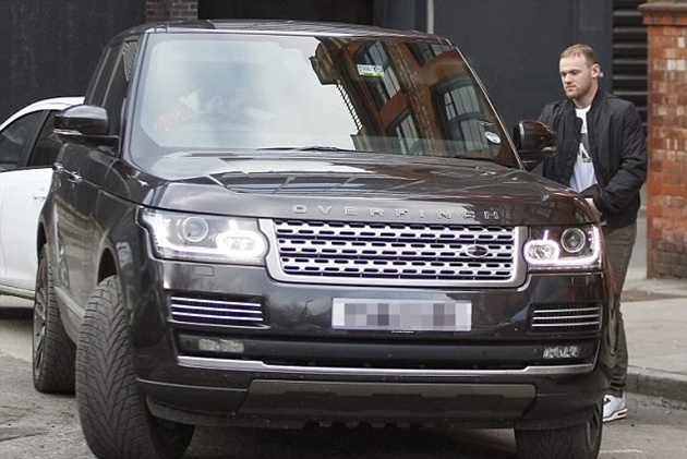 Bị bỏ rơi, Rooney giải sầu bên siêu xe mới - Bóng Đá