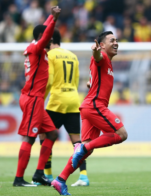 Dortmund vượt ải Frankfurt trong ngày an ninh được thắt chặt - Bóng Đá