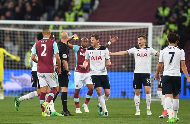 Lanzini bùng nổ khiến Tottenham ôm hận - Bóng Đá