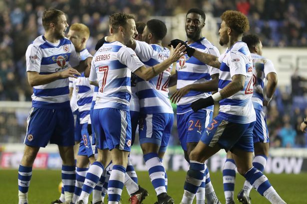 Huddersfield Town vs Reading: Bạn chọn kèo nào? - Bóng Đá