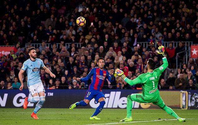 5 lí do khiến Messi nên được đá tiền vệ mùa giải tới - Bóng Đá