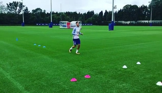 NÓNG: Eden Hazard trở lại tập luyện - Bóng Đá
