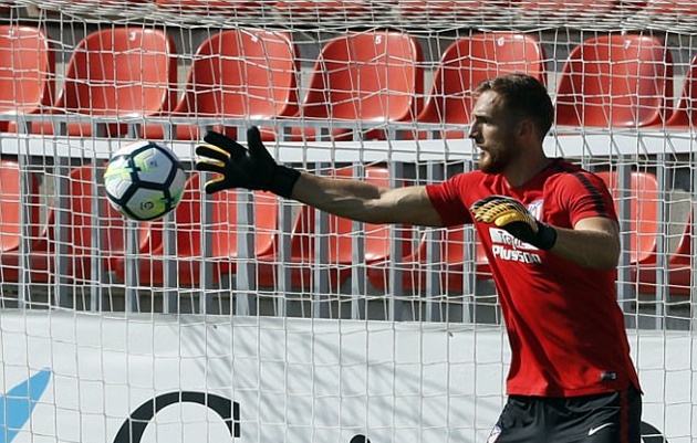 Torres thể hiện vai trò đầu tàu trên sân tập - Bóng Đá