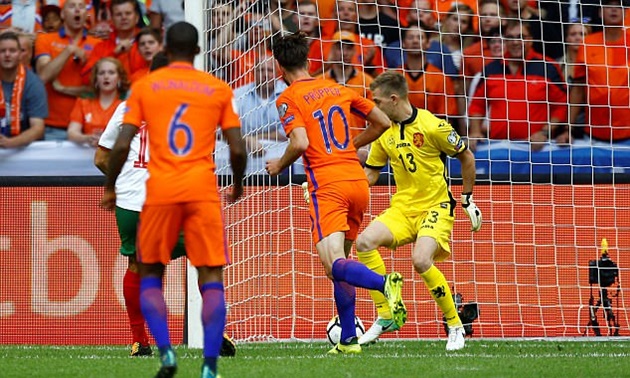 Hà Lan 3-1 Bulgaria: Níu kéo hi vọng - Bóng Đá