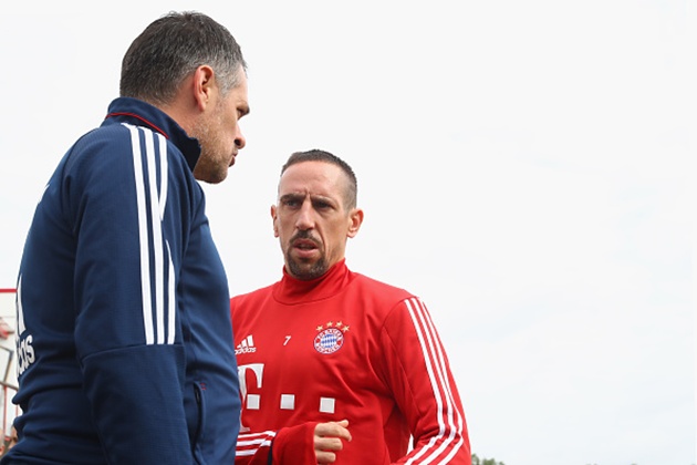 Boateng căng thẳng nghe chỉ đạo của Ancelotti - Bóng Đá