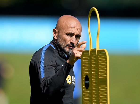 Dàn sao Inter căng thẳng tột độ nghe Spalletti chỉ đạo - Bóng Đá