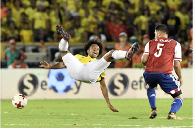 Colombia 1-2 Paraguay: Ngược dòng không tưởng - Bóng Đá