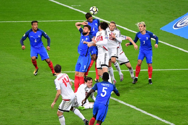 Pháp 2-1 Belarus: Gà trống vang tiếng gáy - Bóng Đá