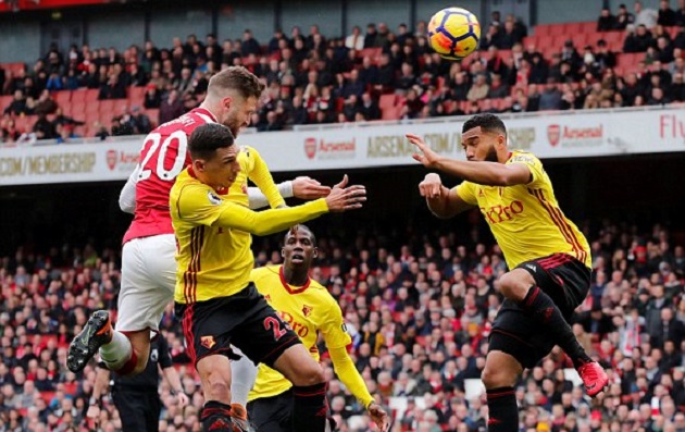 TRỰC TIẾP Arsenal 1-0 Watford: Mustafi không chiến thành công (H1) - Bóng Đá