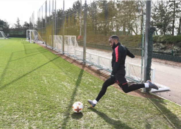 Mkhitaryan vui ra mặt khi nhận được sự quan tâm của Arsene Wenger - Bóng Đá