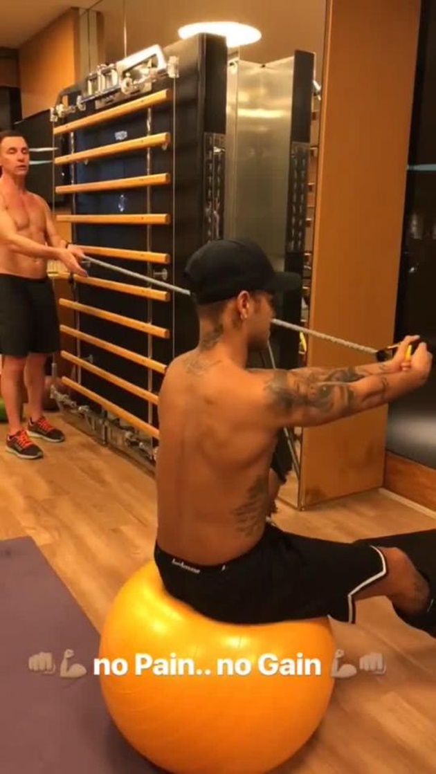 Neymar vùi mình trong phòng tập gym, hẹn ngày trở lại - Bóng Đá