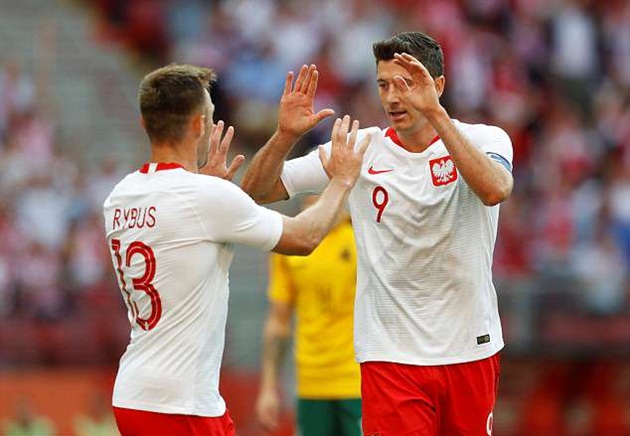 Lewandowski lập siêu phẩm sút phạt, Ba Lan vùi dập Lithuania 4 bàn không gỡ - Bóng Đá