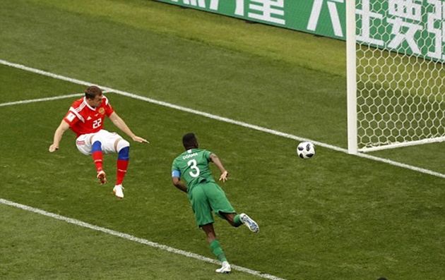 TRỰC TIẾP Nga 3-0 Saudi Arabia: Dzyuba đánh đầu không thể cản phá (H1) - Bóng Đá