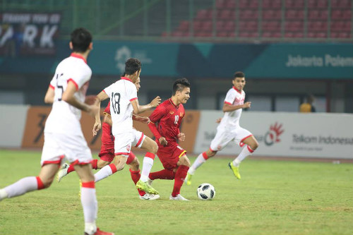 TRỰC TIẾP U23 Việt Nam 0-0 U23 Bahrain: Quang Hải suýt lập công - Bóng Đá