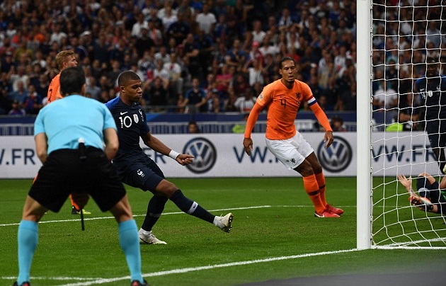Giroud lập siêu phẩm giúp Pháp nhọc nhằn lấy 3 điểm trước Hà Lan - Bóng Đá