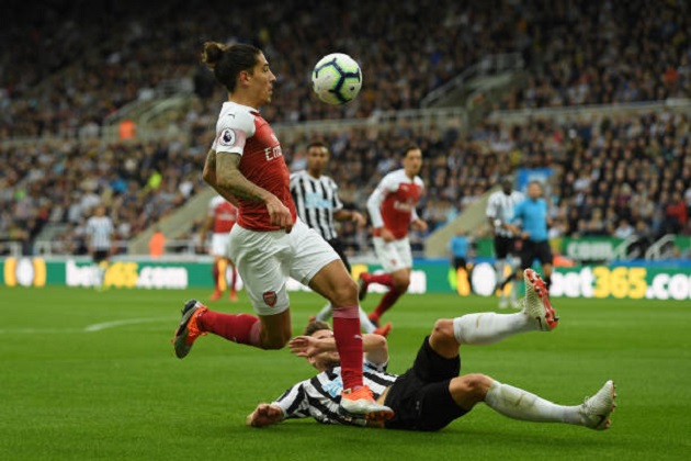TRỰC TIẾP Newcastle 0-0 Arsenal: Ramsey bỏ lỡ cơ hội (H1) - Bóng Đá