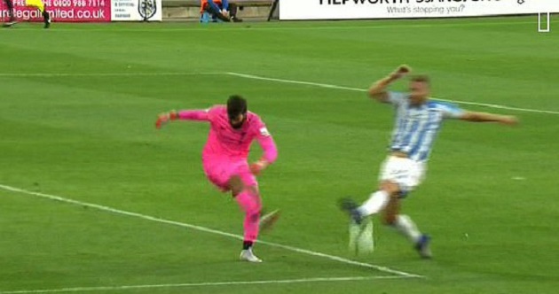 TRỰC TIẾP Huddersfield 0-0 Liverpool: Alisson suýt thành tội đồ (H1) - Bóng Đá