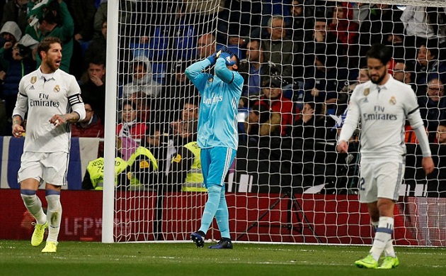 Ronaldo ghi bàn trước Siêu kinh điển: Perez có đau lòng? - Bóng Đá