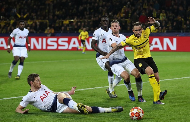 Bóp cổ Harry Kane, sao Dortmund có kết quả không thể đắng hơn - Bóng Đá