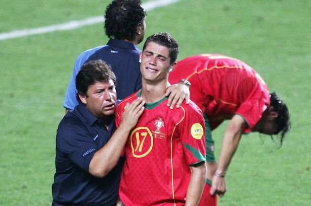 15 năm, Ronaldo trưởng thành ra sao sau 3 trận Chung kết? - Bóng Đá