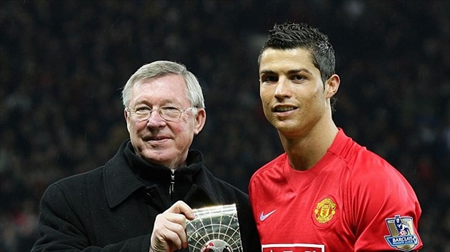 Tuổi thơ tôi trở về khi Ronaldo gia nhập Manchester United - Bóng Đá