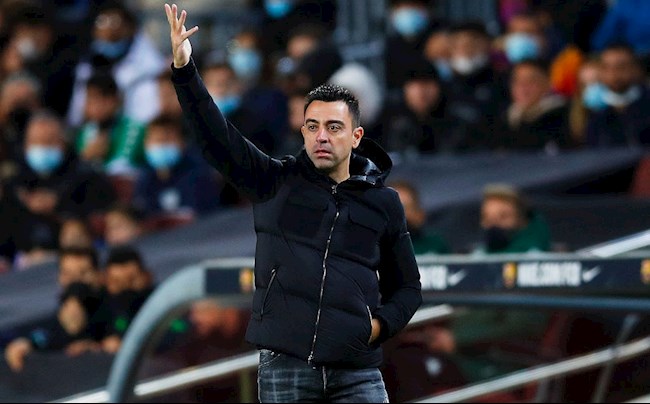 Thua Real Betis là khoảnh khắc Xavi bớt ảo tưởng về sức mạnh của Barca - Bóng Đá