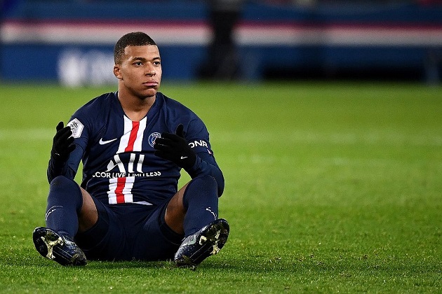 SG sporting director Leonardo insists their hopes of stopping Kylian Mbappe from leaving for free after NOT based around money - Bóng Đá
