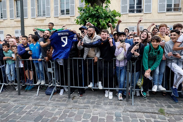 Dàn sao Real Madrid đổ bộ lên đất Paris - Bóng Đá