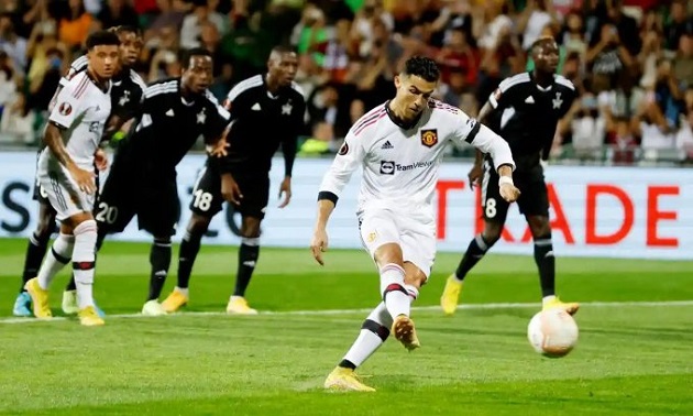 Mở tài khoản, Ten Hag nhắc khéo Ronaldo - Bóng Đá