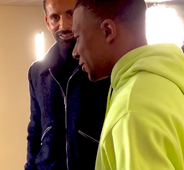 Ferdinand phản ứng với đề nghị chiêu mộ Mbappe cho M.U - Bóng Đá