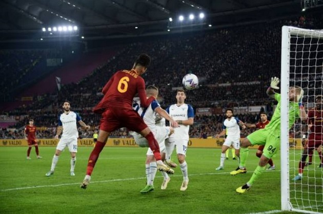 Sai lầm chí mạng, Roma bật khỏi top 4 - Bóng Đá