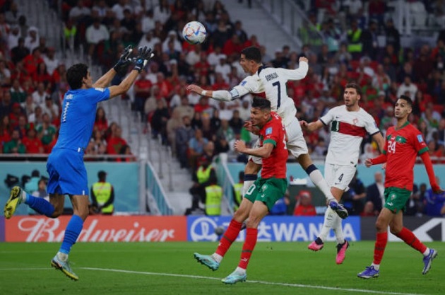 TRỰC TIẾP Maroc 1-0 Bồ Đào Nha (H2): Bono quá xuất thần - Bóng Đá