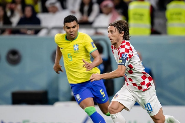 What Luka Modric told Croatia goalkeeper about Casemiro during penalty shootout - Bóng Đá