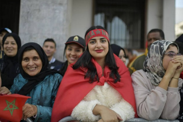 NHM Maroc đổ ra đường chào đón những người hùng dân tộc trở về - Bóng Đá