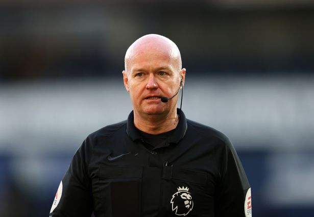   Lee Mason faces sack call from fellow ref after Arsenal howler is THIRD in two seasons - Bóng Đá