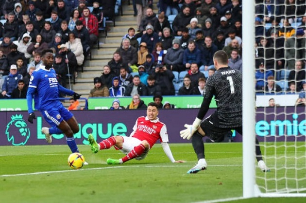 5 điểm nhấn Leicester 0-1 Arsenal: VAR lại ám Pháo thủ, Martinelli dứt vận đen - Bóng Đá