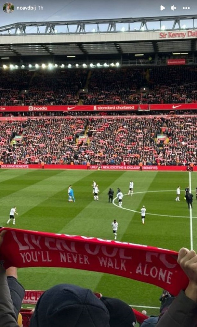 Cody Gakpo's stunning model WAG celebrates at Anfield as her beau nets against Man Utd - Bóng Đá