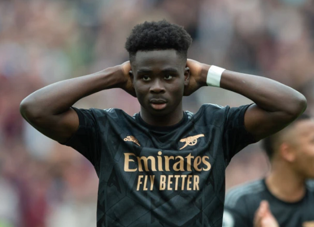 Bukayo Saka breaks silence after missing penalty against West Ham - Bóng Đá