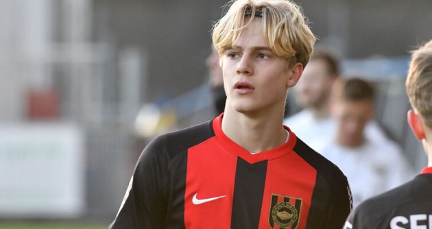 Manchester United scout Swedish wonderkid Lucas Bergvall - Bóng Đá