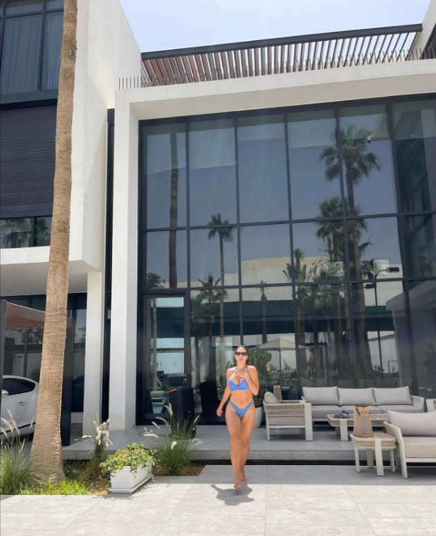 Georgina Rodriguez quyến rũ với bộ bikini mới  - Bóng Đá