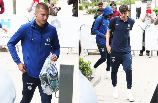 Unknown Chelsea youngster arrives with squad to face Man Utd as stars check in at The Hyatt Hotel - Bóng Đá