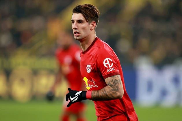 Nhà báo thúc giục Arsenal chiêu mộ nhạc trưởng Bundesliga