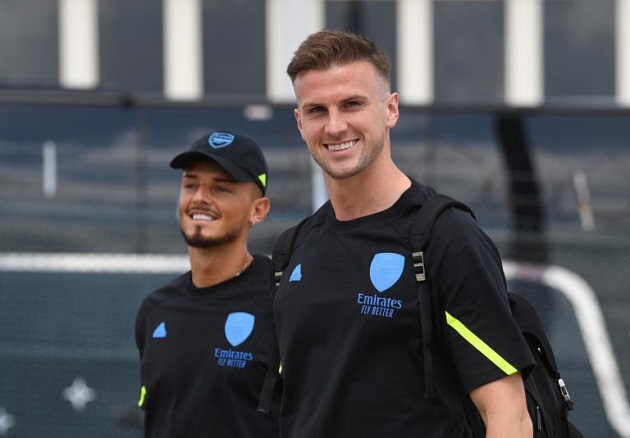 Các cầu thủ Arsenal sẽ bay sang Đức để tập huấn.