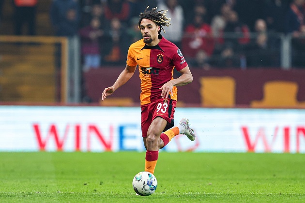 ARSENAL HAVE APPROACHED TO SIGN GALATASARAY’S SACHA BOEY - Bóng Đá