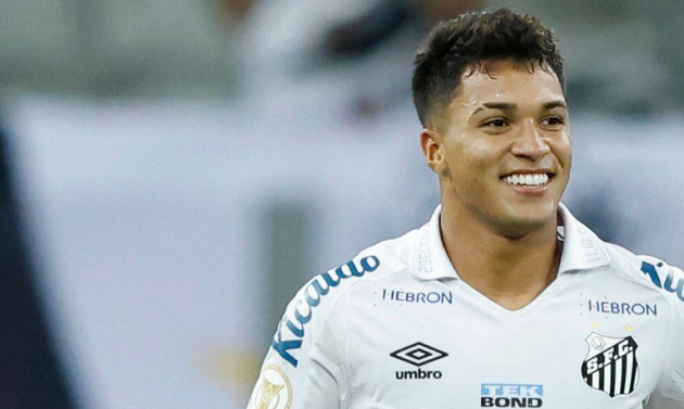 MAN UTD TRANSFER NEWSMan United willing to move for Roma target Leonardo - Bóng Đá